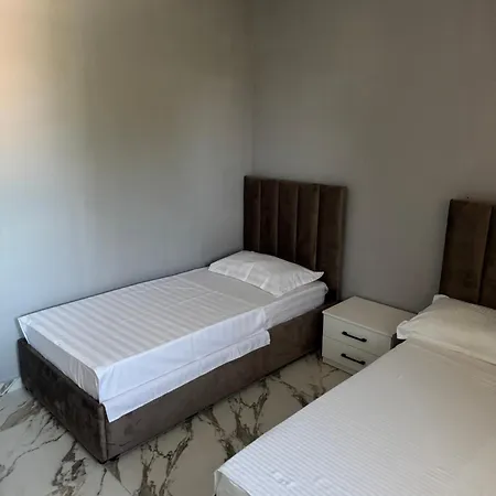 Hotel Hotel *